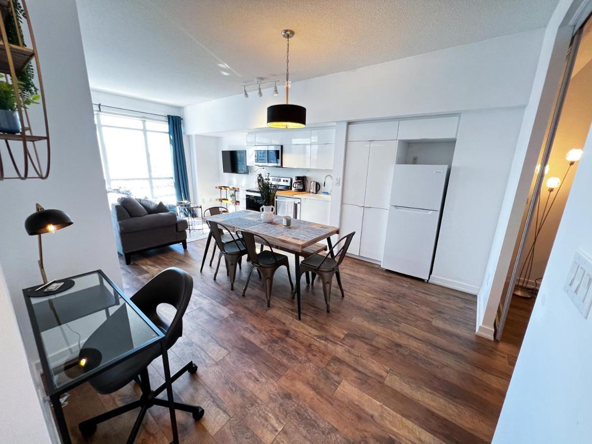 Simply Comfort. Elegant Apartments Dan Lecki Toronto Bagian luar foto