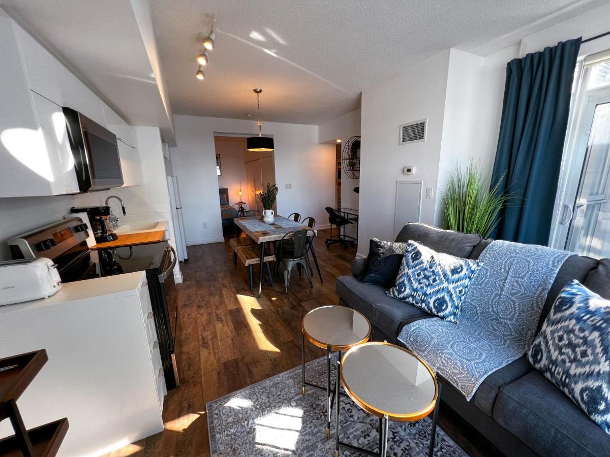 Simply Comfort. Elegant Apartments Dan Lecki Toronto Bagian luar foto