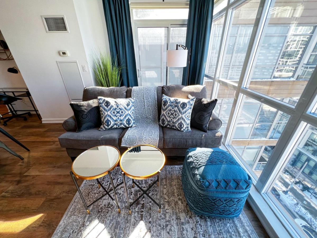 Simply Comfort. Elegant Apartments Dan Lecki Toronto Bagian luar foto